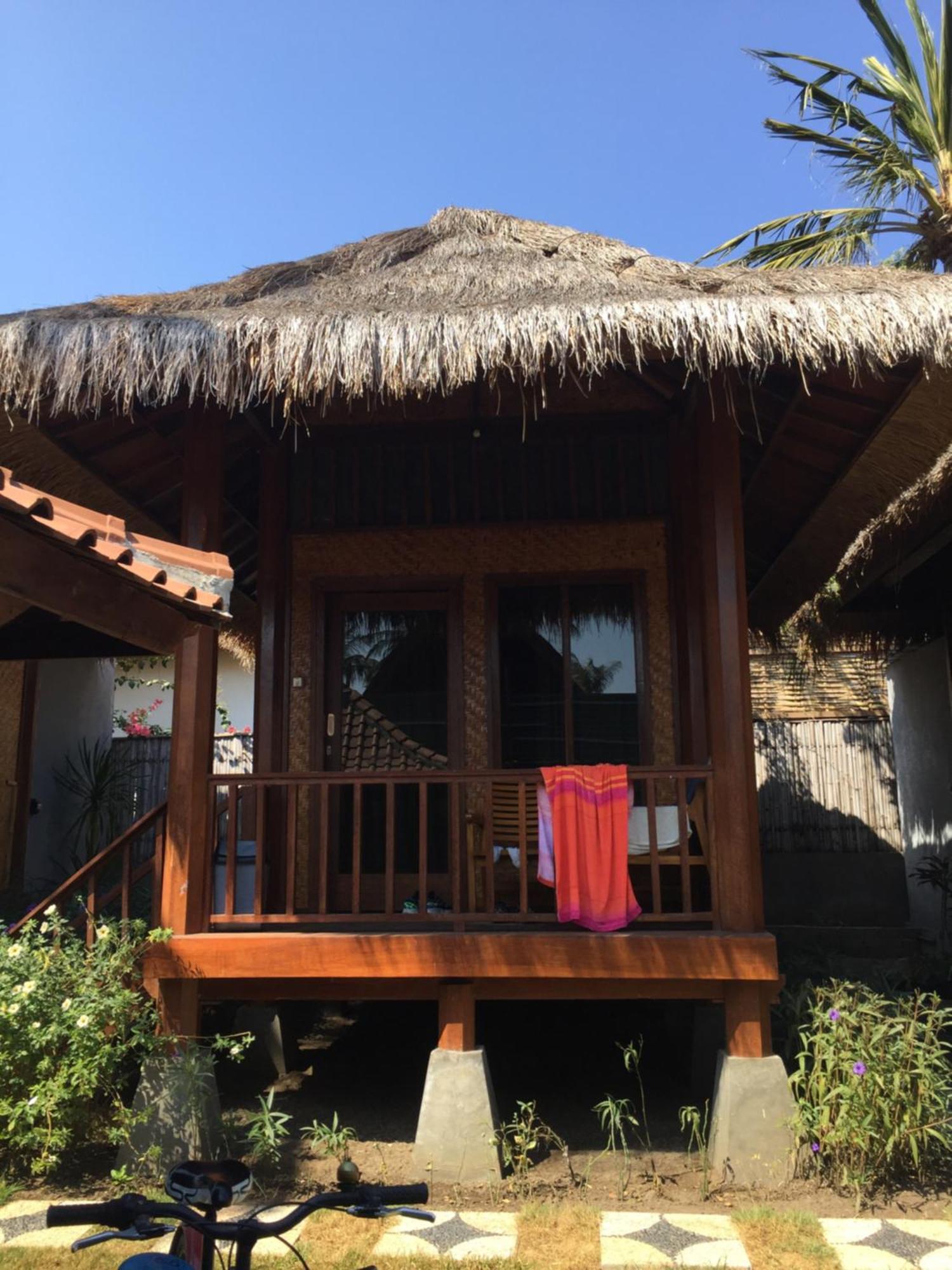 Welly Bungalow Гили Траванган Номер фото